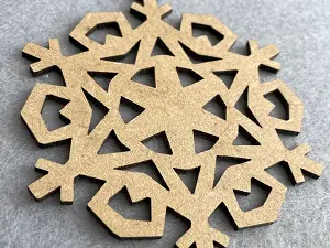 Підвіска з фанери