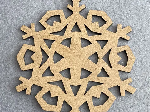 Підвіска з фанери