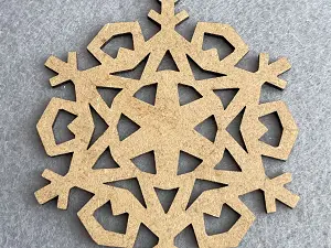 Підвіска з фанери