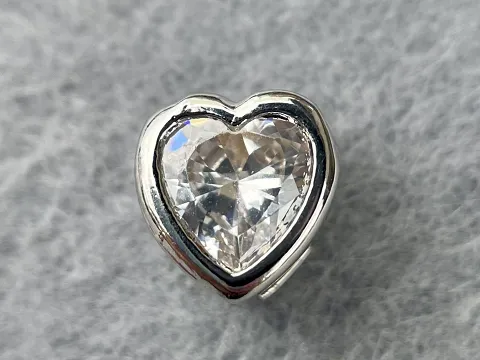 Бусина Сердце