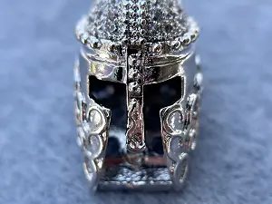 Намисто шолом