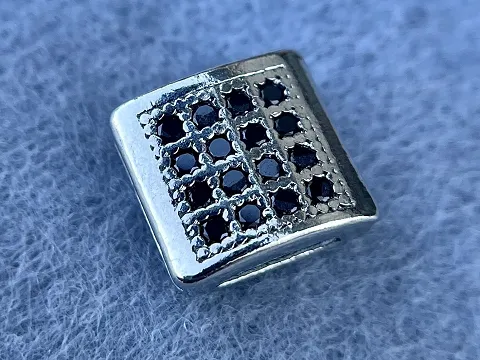 Бусина Квадрат