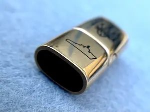 Замок магнітний з гравіюванням