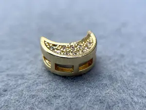 Намисто Місяць