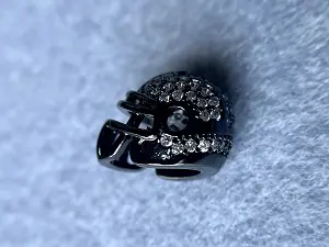 Бусина Шлем