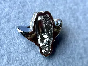 Бусина Череп