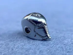 Бусина Залізна Людина