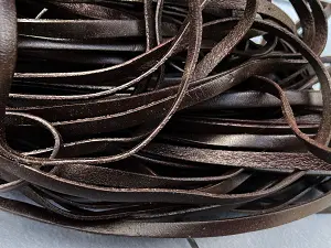 Шкіряний плоский шнур 6*1,5мм