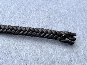 Кожаная плетёная косичка 7*3мм