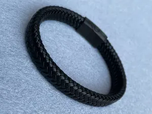 Браслет зі шкіри