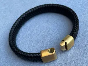 Браслет зі шкіри