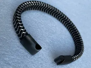 Браслет зі шкіри