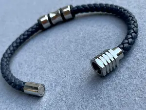 Браслет зі шкіри