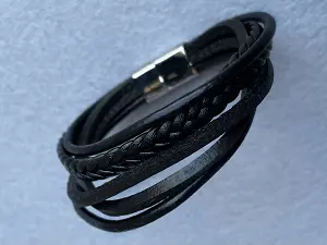 Браслет зі шкіри