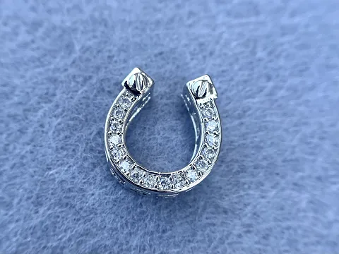 Бусина Подкова