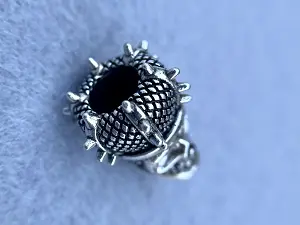 Бусина Череп