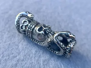 Намисто з нержавіючої сталі