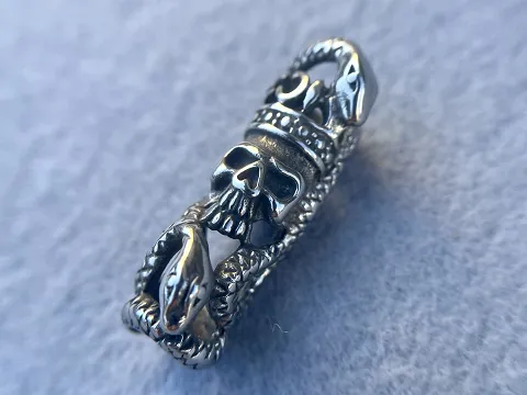 Намисто з нержавіючої сталі