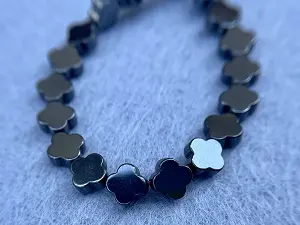 Гематит Конюшина