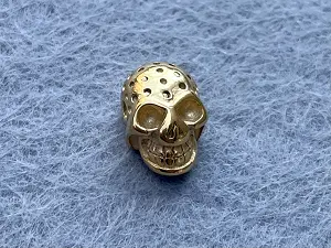 Намистина Череп