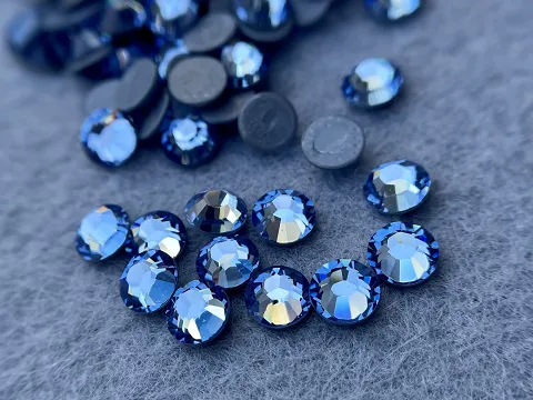 Клейові стрази Swarovski (HotFix) ss 20 /100шт