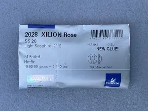 Клейові стрази Swarovski (HotFix) ss 20 /100шт