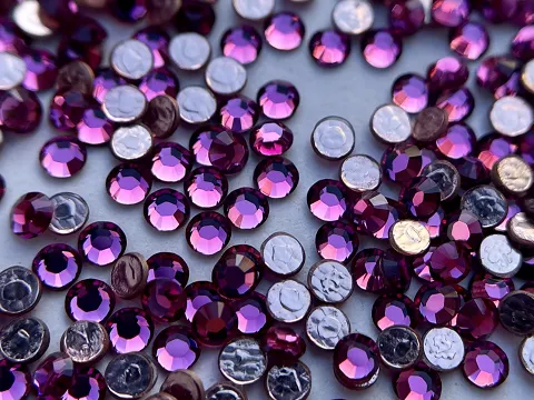 Клейові стрази Swarovski (HotFix) ss 6 /100шт