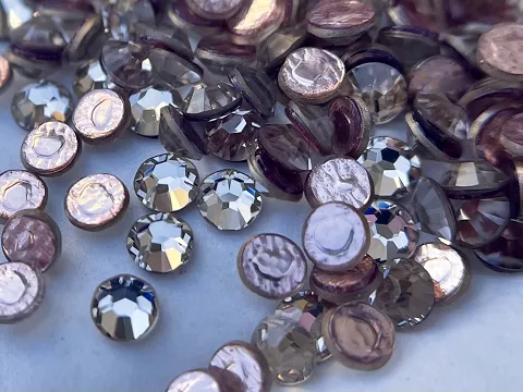 Клейові стрази Swarovski (HotFix) ss 6 /100шт
