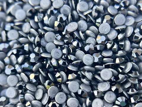 Клейові стрази Swarovski (HotFix) ss 6 /100шт