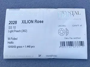 Клейові стрази Swarovski (HotFix) ss 10 /100шт