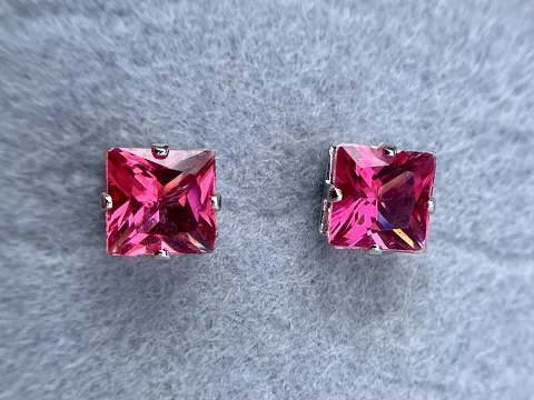 Сережки гвоздики