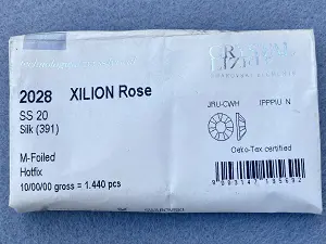 Клейові стрази Swarovski (HotFix) ss 20 /100шт