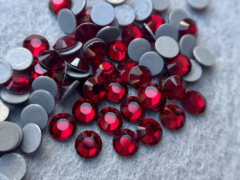 Клейові стрази Swarovski (HotFix) ss 16 /100шт