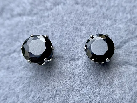 Сережки -гвоздики з фіанітами