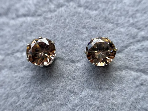 Сережки -гвоздики з фіанітами