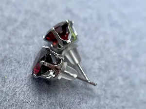 Сережки -гвоздики з фіанітами