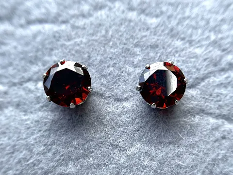 Сережки -гвоздики з фіанітами