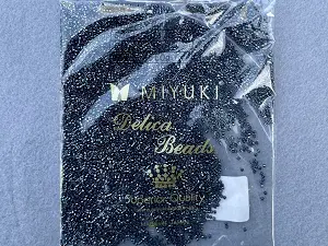 Бісер Японський MIYUKI Delica DB-1001, 11/0-50гр