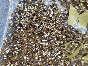 Бісер Японський MIYUKI Delica CUT-DBС-907, 11/0-50гр