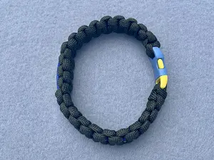 Браслет із паракорду