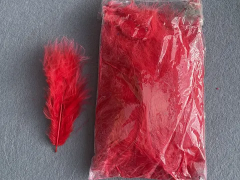 Перо пушистое