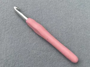 Гачок з прогумованою ручкою - 8 мм