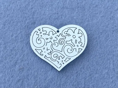 Підвіски із МДФ "Серце"