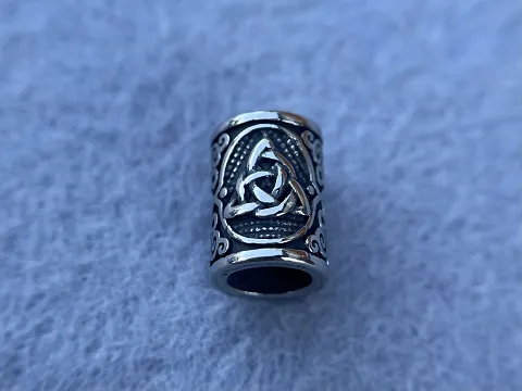 Намисто (Триквітр)