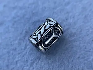 Намисто Руна (Альгіз)