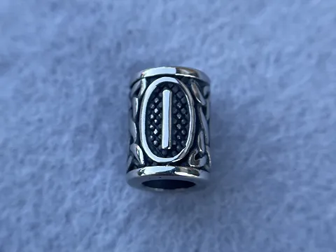 Бусина Руна (Иса)