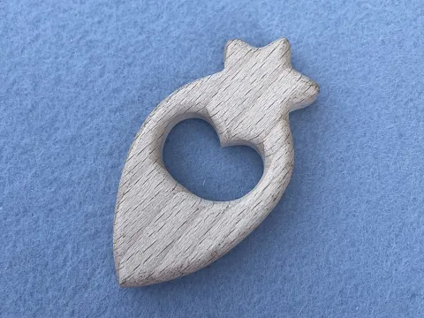 Гризунок дерев'яний "Полуниця"