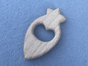 Гризунок дерев'яний "Полуниця"