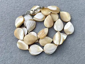 Перламутр Крапля