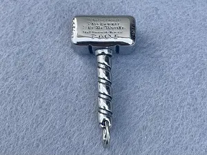 Кулон Молот